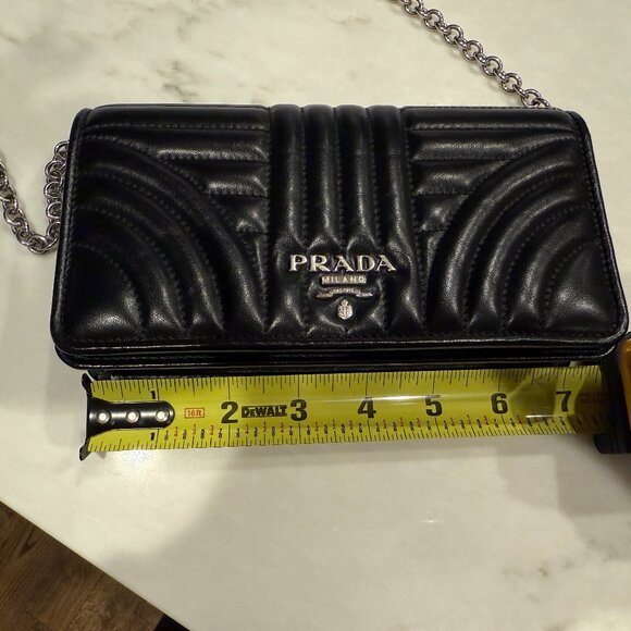 Prada Quilted Leather Clutch with Detachable Chain - Picture 5 of 16